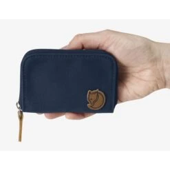 FJÄLLRÄVEN ZIP CARD HOLDER - Wertsachenaufbewahrung -Outdoor Ausrüstungs Geschäft 5637540710 d zip card holder fjaellraeven 24